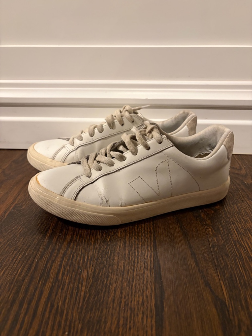Veja Esplar Leather White Sneaker, Sz 37 (US 6) - Picture 2 of 13